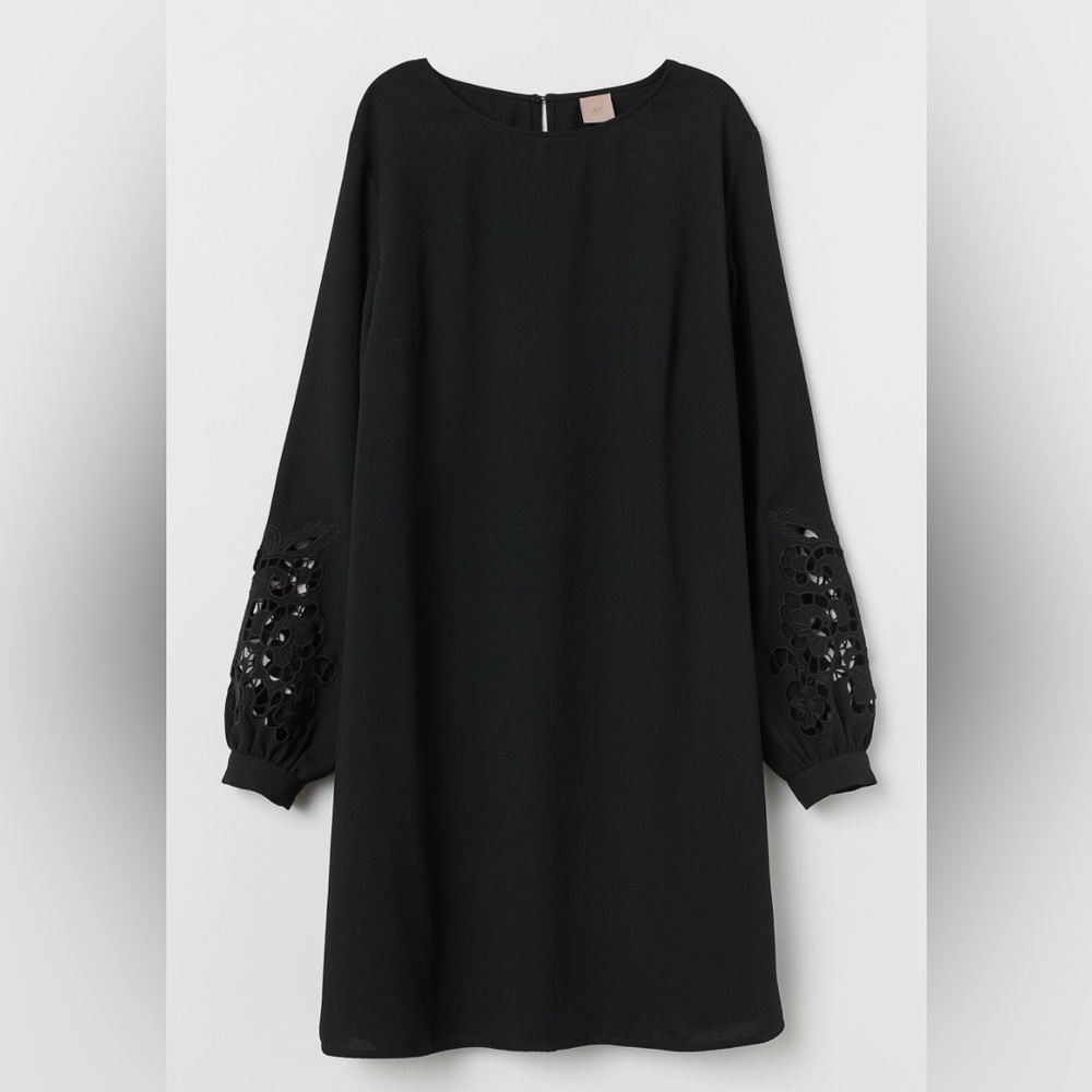 Sz 8 H&M Knee-length dress in woven fabric. Round black puff sleeve woman black